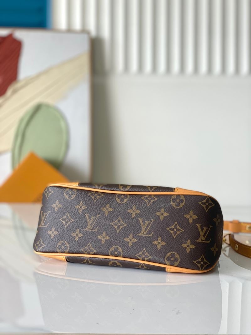 Louis Vuitton Hobo Bags